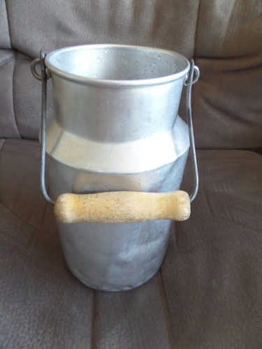 Uralte milchkanne mit - uralte, 1,5