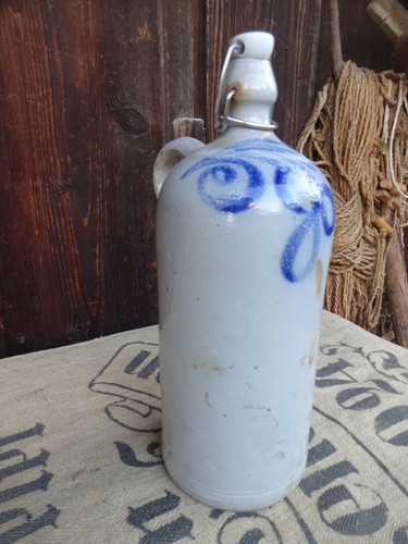 Alte feld flasche - flasche, krug