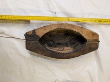 (i.a)    Holzmodel für Butter