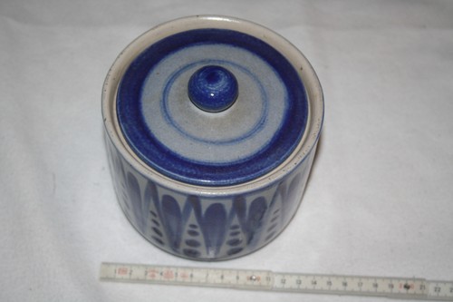 Kleiner topf mit deckel - topf,