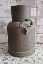 Schöne alte Milchkanne Löwen