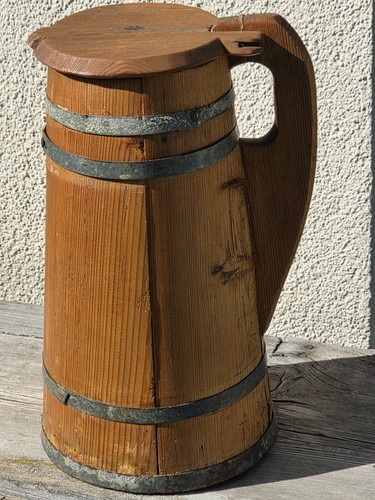 Antiker holzkrug stütze mit - antiker,