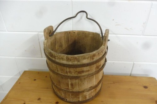 Alter wassereimer holz - wassereimer, eimer
