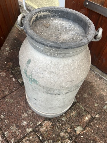 Milchkanne bauerngefäß aus - bauerngefäß,